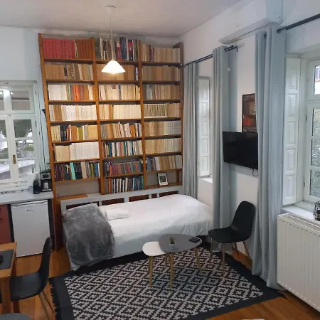 The Valkyries 2 * ليونِذيو